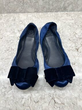 Tory Burch Navy Velvet Bow Ballet Flats